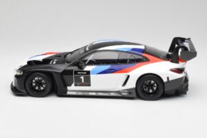 BMW M4 GT3 Presentation Car 2021 Minichamps 1:18 155212000 Fém – 3. kép a 6-ből