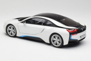 BMW i8 Crystal Fehér Paragon 1:18 80432336841 Fém – 7. kép a 8-ből