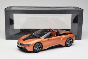 BMW i8 Roadster E-Réz Minichamps 1:18 80432454784 Fém – 6. kép a 6-ből