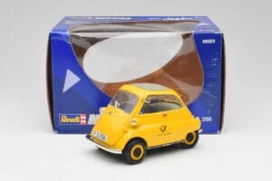 BMW Isetta 250 Deutsche Bundespost Revell 1:18 925 Fém – 8. kép a 8-ből