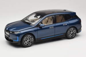 BMW iX Blue Metallic Minichamps 1:18 110023100 Fém