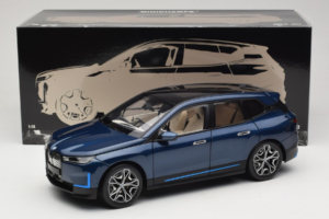 BMW iX Blue Metallic Minichamps 1:18 110023100 Fém – 8. kép a 8-ből