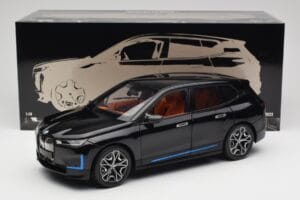 BMW iX Sapphire Black Minichamps 1:18 110023101 Fém – 8. kép a 8-ből
