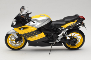 BMW K1200S Sárga Fekete Minichamps 1:10 80430309224 Fém – 4. kép a 8-ből