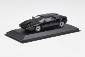 BMW M1 Fekete Minichamps 1:43 940025021 Fém – 2. kép a 4-ből