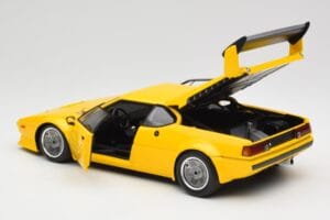 BMW M1 Sárga Minichamps 1:18 180792998 Fém – 5. kép a 8-ből