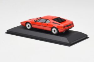 BMW M1 Piros Minichamps 1:43 430025022 Fém – 3. kép a 4-ből