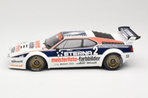 BMW M1 Schnitzer #2 H-J. Stuck Winner Deutsche Automobil Rennsport Trophy Zolder 1982 Minichamps 1:18 155822902 Fém – 3. kép a 6-ből