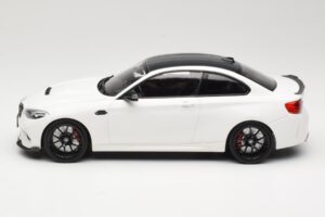 BMW M2 CS F87 Fehér fekete felnikkel Minichamps 1:18 155021025 Fém – 3. kép a 6-ből
