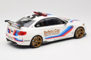 BMW M2 F87 Safety Car MotoGP 2016 Minichamps 1:18 155026105 Fém – 2. kép a 6-ből