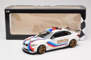 BMW M2 F87 Safety Car MotoGP 2016 Minichamps 1:18 155026105 Fém – 6. kép a 6-ből