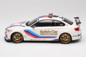 BMW M2 F87 Safety Car MotoGP 2016 Minichamps 1:18 155026105 Fém – 3. kép a 6-ből