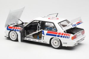 BMW M3 E30 #7 Fina J. Cecotto DTM 1992 AUTOart 1:18 89246 Fém – 4. kép a 7-ből