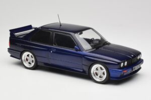 BMW M3 E30 Macau Blue IXO 1:18 18CMC122 Fém – 4. kép a 6-ből
