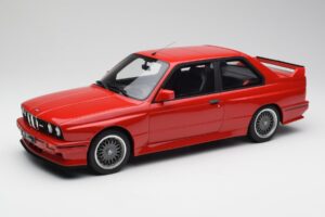 BMW M3 E30 Sport Evolution Piros Otto 1:12 G033 Gyanta