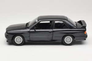 BMW M3 E30 Sport Evolution Blue Metallic Minichamps 1:18 180020308 Fém – 4. kép a 8-ből