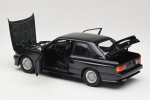BMW M3 E30 Sport Evolution Blue Metallic Minichamps 1:18 180020308 Fém – 5. kép a 8-ből