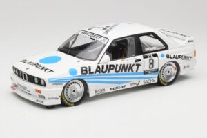 BMW M3 E30 Team Schnitzer #8 O. Manthey DTM 1988 Minichamps 1:18 155882008 Fém