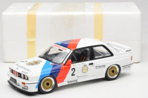 BMW M3 E30 Warsteiner #2 E. van de Poele DTM Champion 1987 Minichamps 1:18 80430396026-O1 Fém – 9. kép a 9-ből