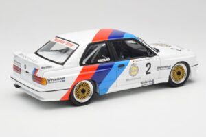 BMW M3 E30 #2 Warsteiner E. van de Poele DTM Champion 1987 Minichamps 1:18 80430396026-O Fém – 3. kép a 8-ből