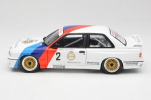 BMW M3 E30 #2 Warsteiner E. van de Poele DTM Champion 1987 Minichamps 1:18 80430396026-O Fém – 4. kép a 8-ből