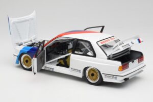 BMW M3 E30 #2 Warsteiner E. van de Poele DTM Champion 1987 Minichamps 1:18 80430396026-O Fém – 5. kép a 8-ből