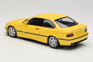 BMW M3 E36 Dakar Yellow UT Models 1:18 180022300 Fém – 7. kép a 8-ből