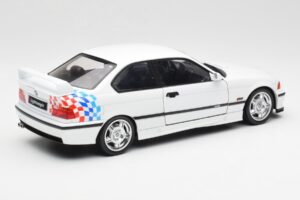 BMW M3 E36 Lightweight Fehér Solido 1:18 S1803903 Fém – 3. kép a 8-ből
