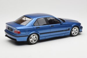 BMW M3 E36 Sedan Kék Otto 1:18 OT1082 Gyanta – 2. kép a 6-ből