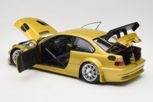 BMW M3 E46 GTR Street Phoenix Yellow Minichamps 1:18 80430309444 Fém – 5. kép a 8-ből