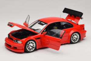 BMW M3 E46 GTR Street Piros Minichamps 1:18 100012101 Fém – 2. kép a 8-ből