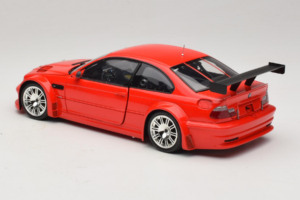 BMW M3 E46 GTR Street Piros Minichamps 1:18 100012101 Fém – 7. kép a 8-ből