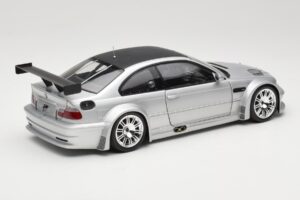 BMW M3 E46 GTR Street Ezüst With Carbon Roof Minichamps 1:18 100012102 Fém – 3. kép a 8-ből
