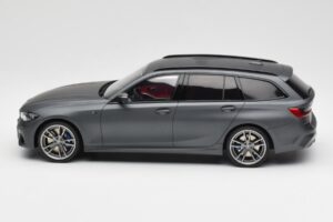 BMW M340i G20 xDrive M Sport Szürke GT Spirit 1:18 GT471 Gyanta – 3. kép a 6-ből