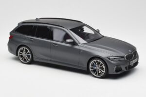 BMW M340i G20 xDrive M Sport Szürke GT Spirit 1:18 GT471 Gyanta – 4. kép a 6-ből