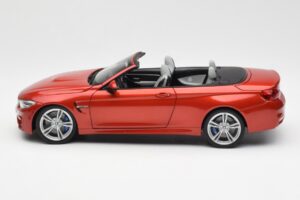 BMW M4 F83 Kabrió Sakhir Narancssárga Paragon 1:18 PA-97111 Fém – 4. kép a 8-ből