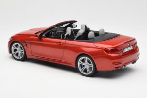 BMW M4 F83 Kabrió Sakhir Narancssárga Paragon 1:18 PA-97111 Fém – 7. kép a 8-ből