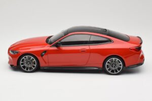 BMW M4 F82 Imola Red Metallic Minichamps 1:18 155020121 Fém – 3. kép a 6-ből