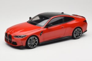 BMW M4 F82 Imola Red Metallic Minichamps 1:18 155020121 Fém