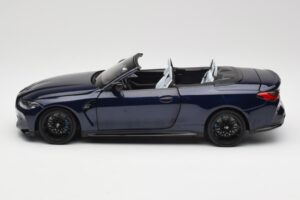 BMW M4 G82 Kabrió Kék Metallic Minichamps 1:18 110021031 Fém – 4. kép a 8-ből