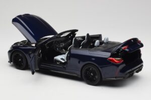 BMW M4 G82 Kabrió Kék Metallic Minichamps 1:18 110021031 Fém – 5. kép a 8-ből