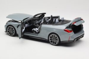 BMW M4 G83 Kabriolet Grey Metallic Minichamps 1:18 110021032 Fém – 5. kép a 8-ből