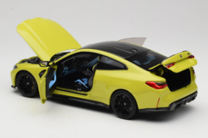 BMW M4 G82 Sárga Márkakereskedői Kiadás Minichamps 1:18 80435A51949-R1 Fém – 7. kép a 10-ből