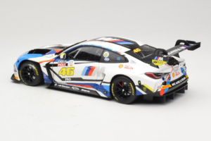 BMW M4 GT3 #46 V. Rossi / A. Farfus / M. Martin Team WRT 12 Hours of Bathurst 2023 Minichamps 1:18 113232146 Fém – 7. kép a 8-ből