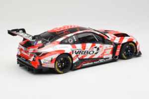 BMW M4 GT3 LMGT3 #31 D. Leung / S. Gelael / A. Farfus Team WRT 2nd Place 24 Hours of Le Mans 2024 Minichamps 1:18 113242431 F – 3. kép a 8-ből