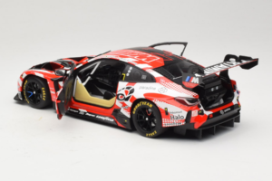 BMW M4 GT3 LMGT3 #31 D. Leung / S. Gelael / A. Farfus Team WRT 2nd Place 24 Hours of Le Mans 2024 Minichamps 1:18 113242431 F – 5. kép a 8-ből