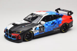 BMW M4 GT4 #1 Presentation 2024 Otto 1:18 OT1125 Gyanta