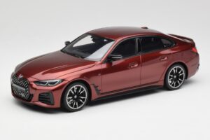 BMW M440i G26 Gran Coupe Aventurine Piros Otto 1:18 OT1075 Gyanta