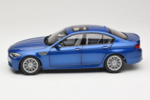 BMW M5 F10 Monte Carlo Blue Paragon 1:18 80432186352 Fém – 4. kép a 8-ből