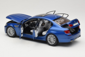 BMW M5 F10 Monte Carlo Blue Paragon 1:18 80432186352 Fém – 5. kép a 8-ből